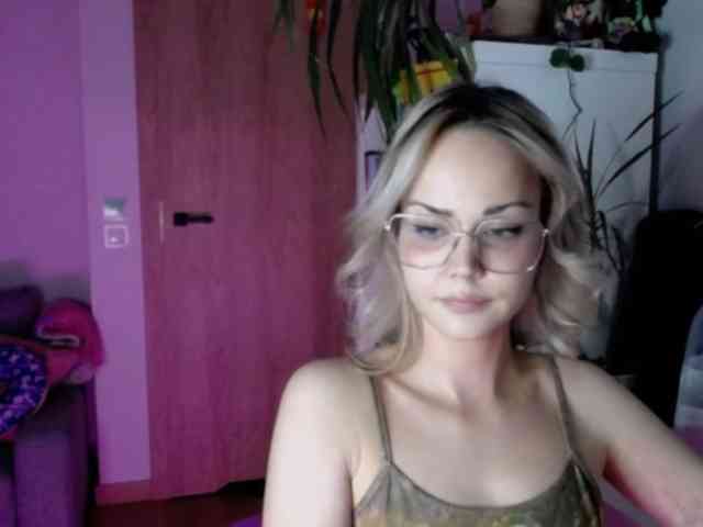 lexieSpicy webcam