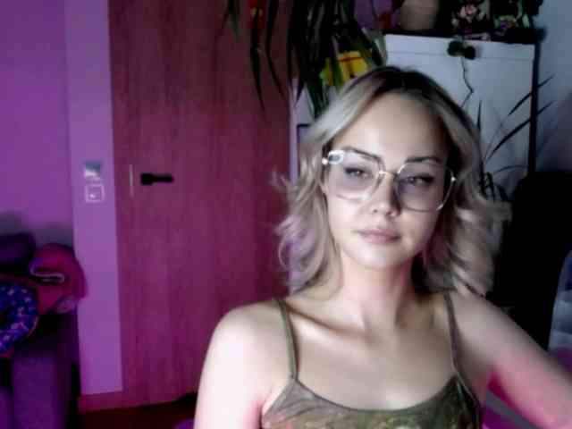 lexieSpicy webcam