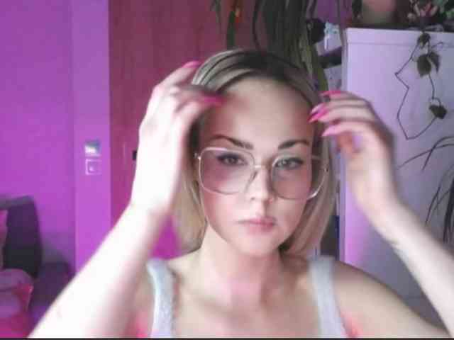 lexieSpicy webcam