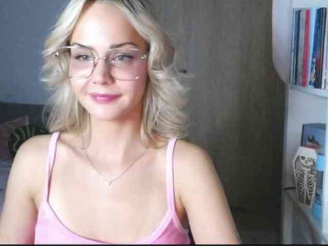 lexieSpicy webcam