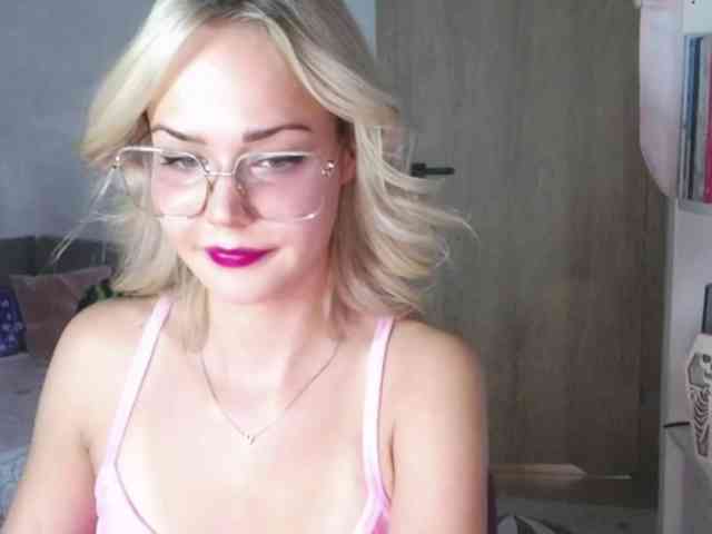 lexieSpicy webcam