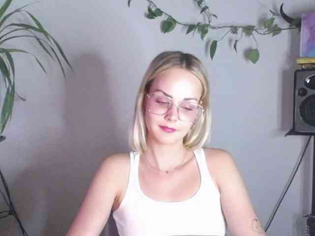 lexieSpicy webcam