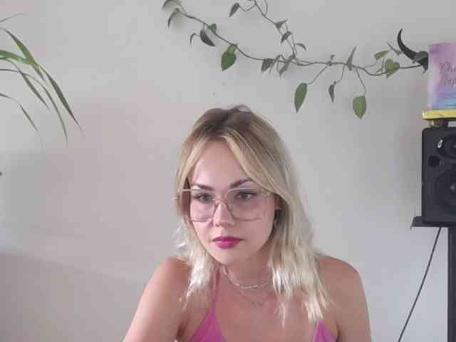 lexieSpicy webcam