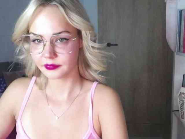 lexieSpicy webcam