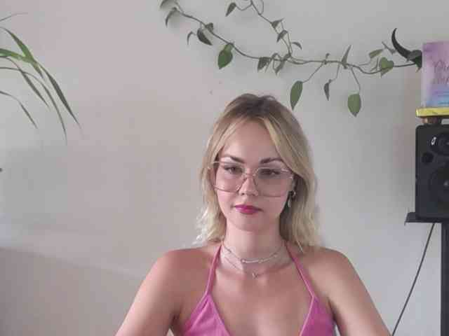 lexieSpicy webcam