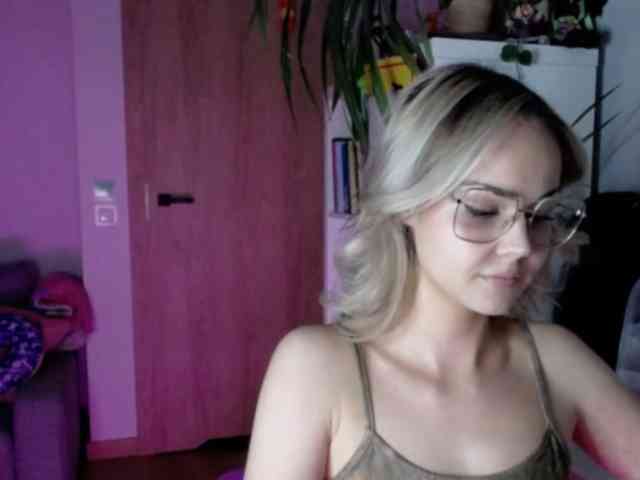 lexieSpicy webcam