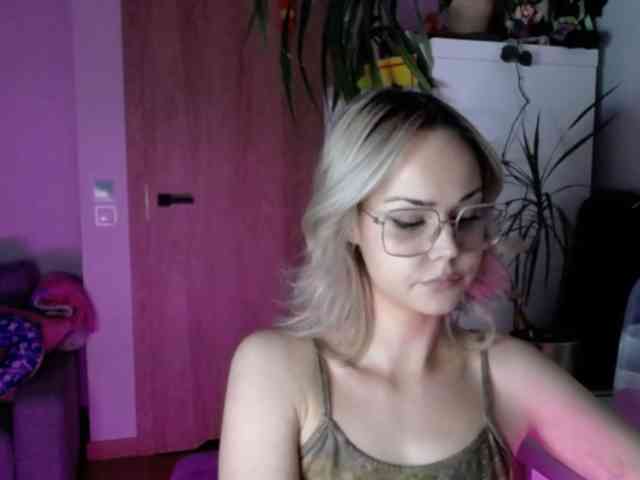lexieSpicy webcam