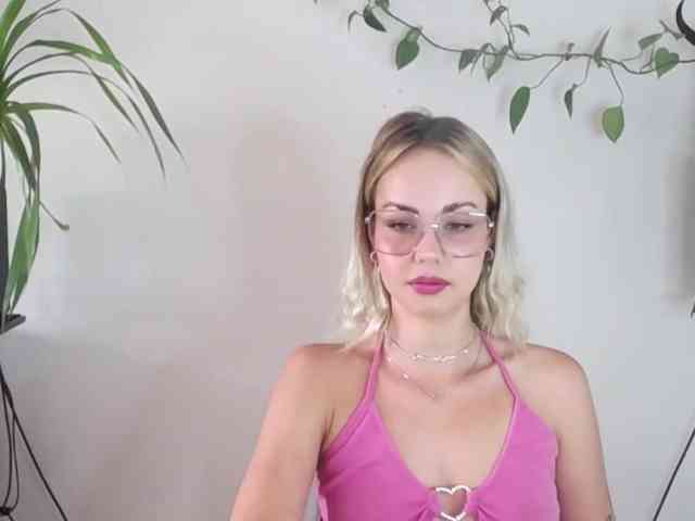 lexieSpicy webcam
