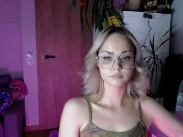 lexieSpicy webcam
