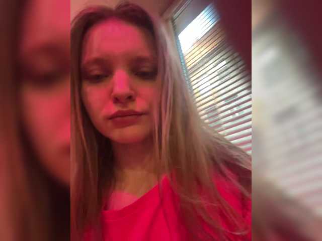 ThatTripPink3's BongaCams show and profile