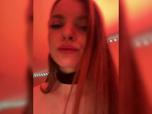 ThatTripPink3's BongaCams show and profile