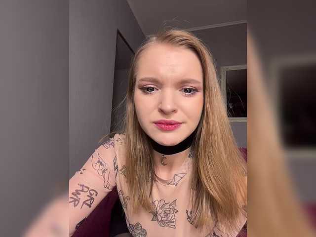 ThatTripPink3's BongaCams show and profile