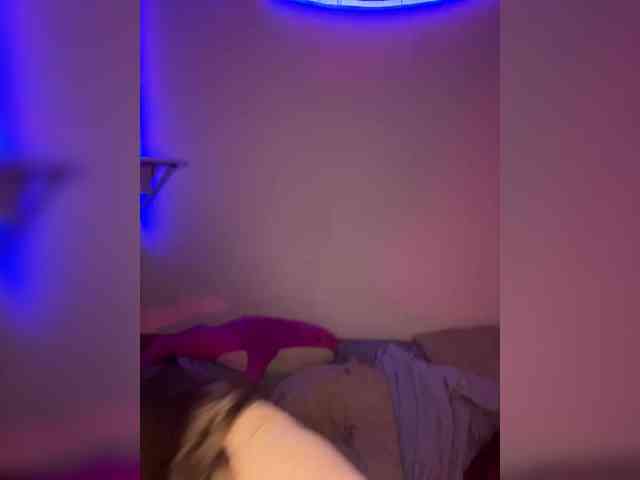 ThatTripPink3 Live Webcam on BongaCams