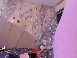 Katemoss70 Porn Show