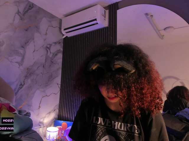 Katemoss70's BongaCams show and profile