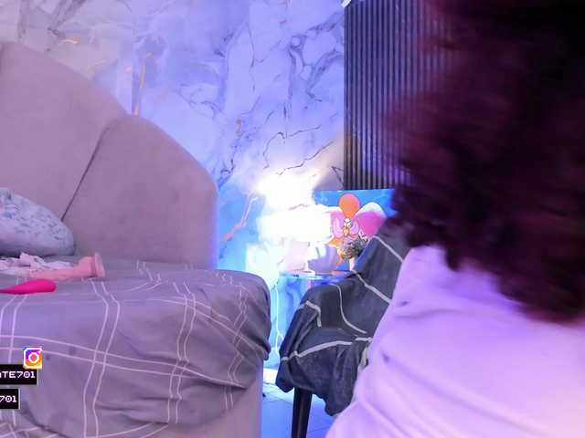 Katemoss70's BongaCams show and profile