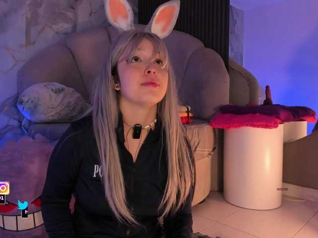 Katemoss70's BongaCams show and profile