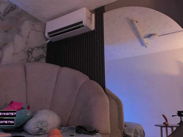 Katemoss70's BongaCams show and profile