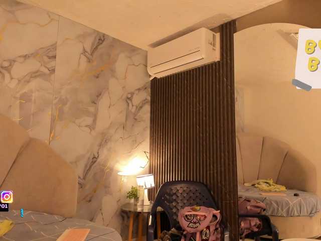 Katemoss70's BongaCams show and profile