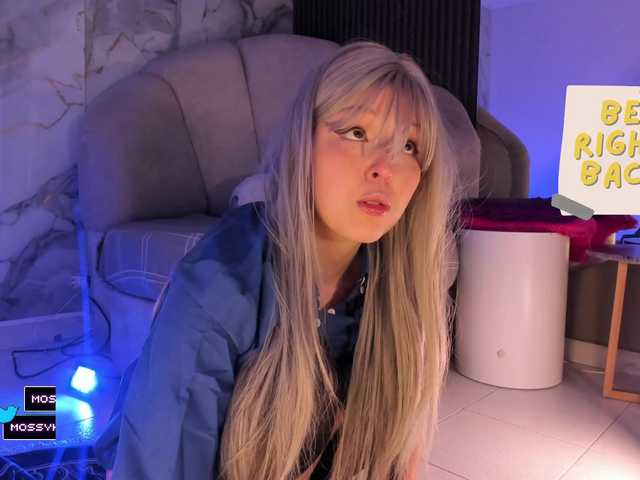 Katemoss70's BongaCams show and profile