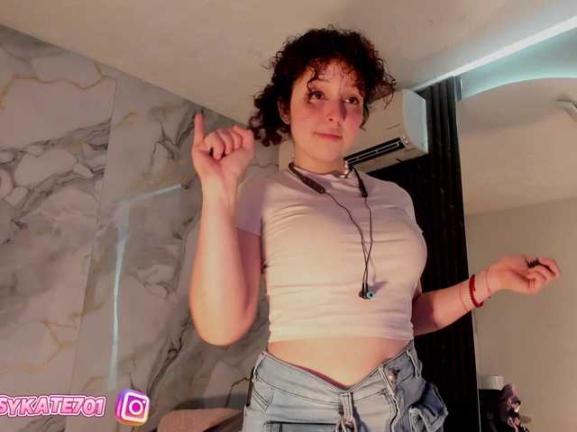 Katemoss70 from BongaCams