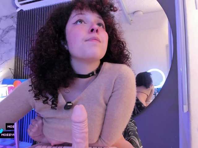 Katemoss70's BongaCams show and profile