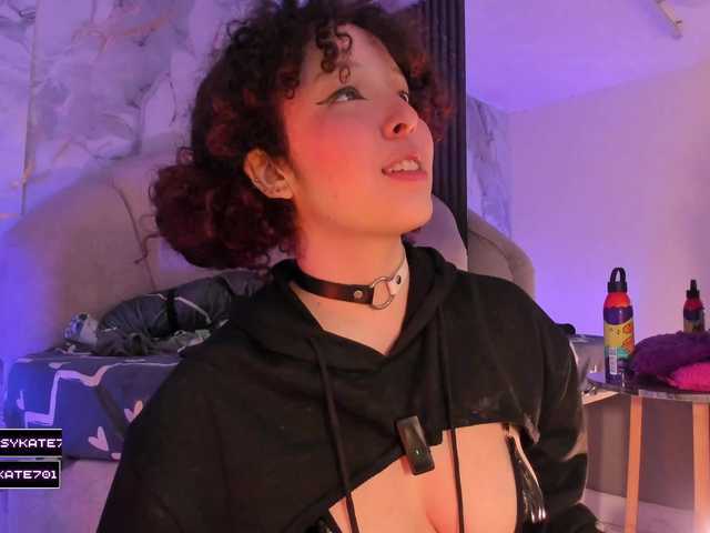 Katemoss70's BongaCams show and profile