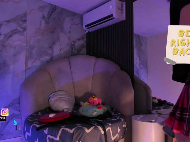 Katemoss70's BongaCams show and profile