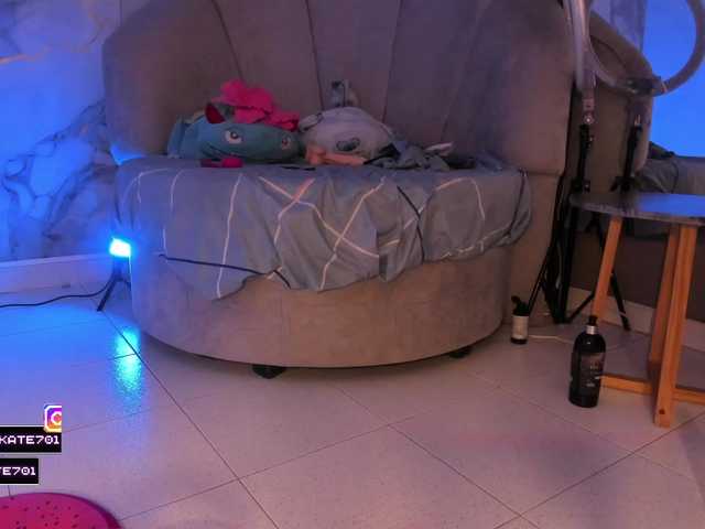 Katemoss70's BongaCams show and profile