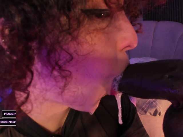 Katemoss70's BongaCams show and profile