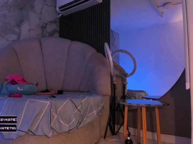 Katemoss70's BongaCams show and profile