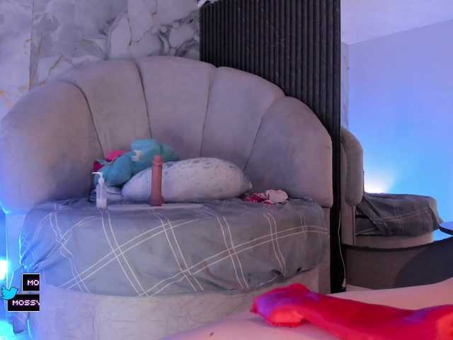 Katemoss70's BongaCams show and profile