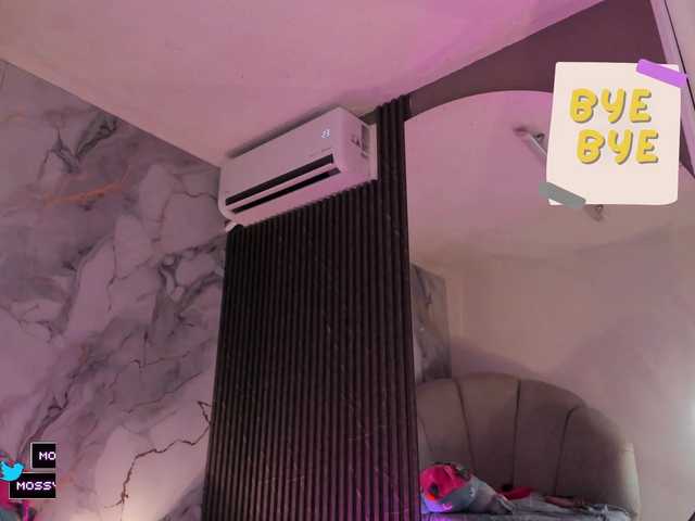 Katemoss70 from BongaCams