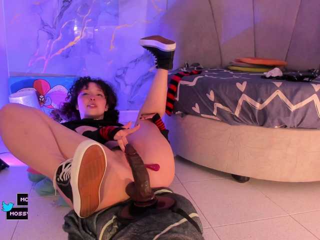 Katemoss70 live cam profile