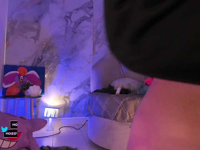 Katemoss70's BongaCams show and profile