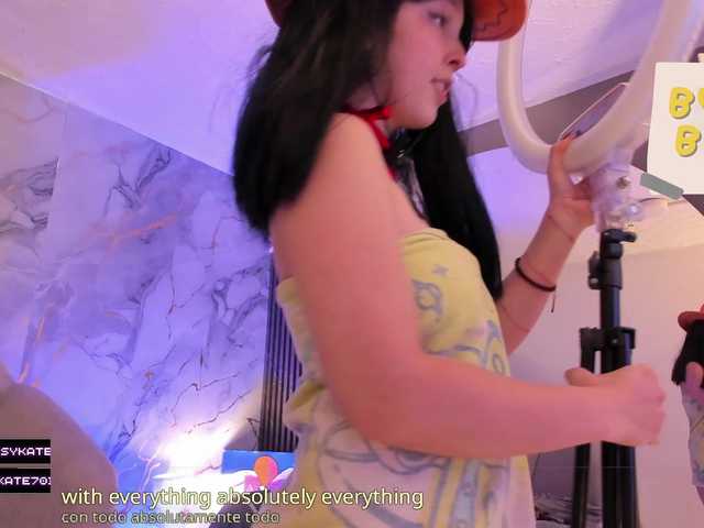 Katemoss70's BongaCams show and profile