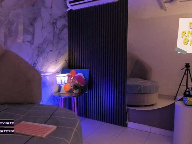 Katemoss70's BongaCams show and profile