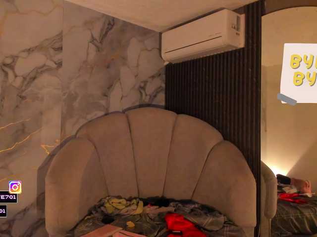 Katemoss70's BongaCams show and profile