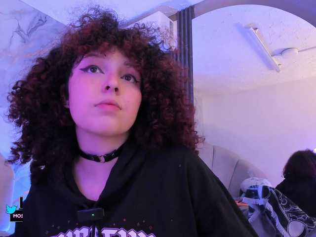 Katemoss70's BongaCams show and profile