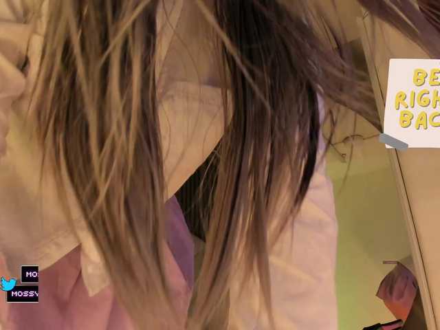 Katemoss70's BongaCams show and profile