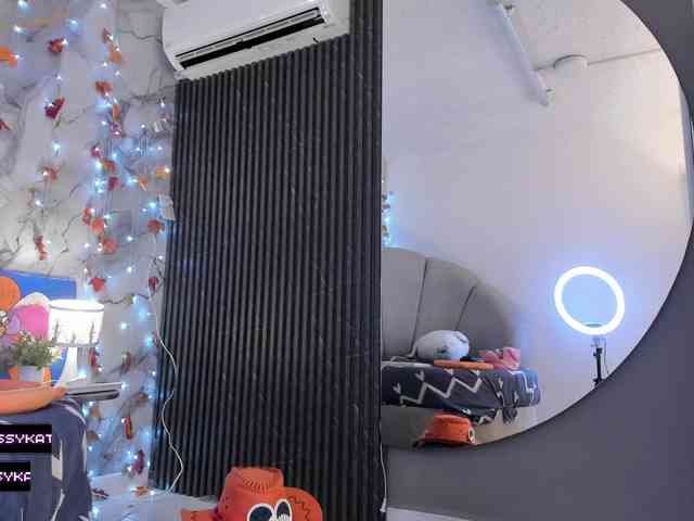 Katemoss70 Katemoss70