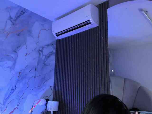 Katemoss70 webcam