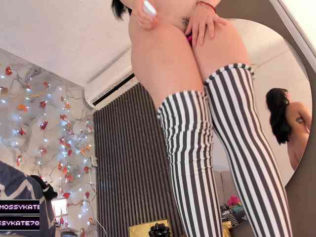 Katemoss70 Katemoss70