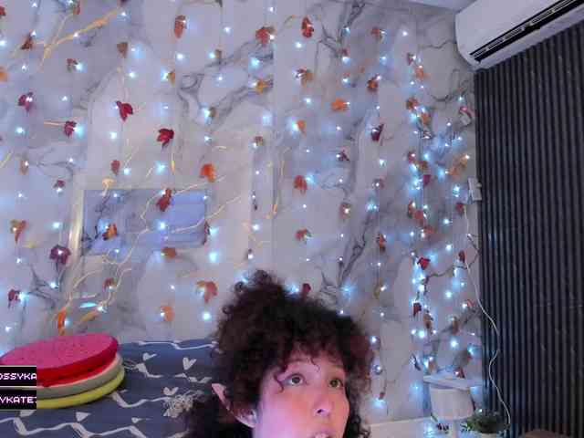 Katemoss70 Katemoss70