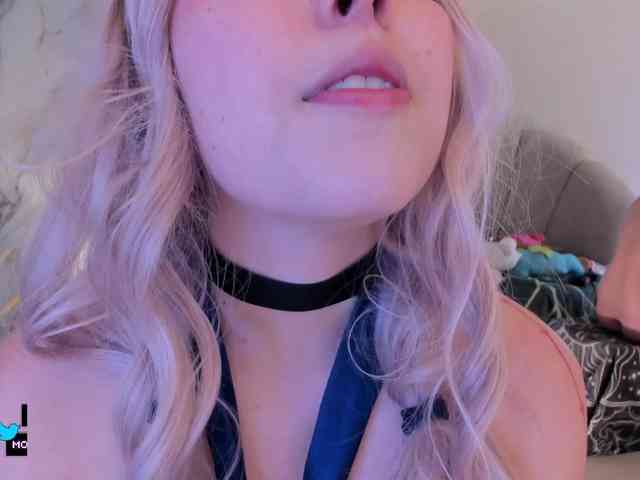 Katemoss70 webcam