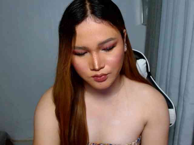 HornyEllie Live Webcam on BongaCams