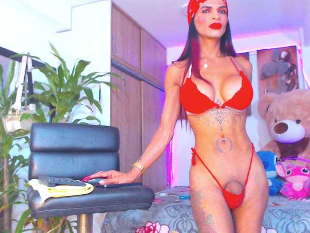 Hotgiirl-1