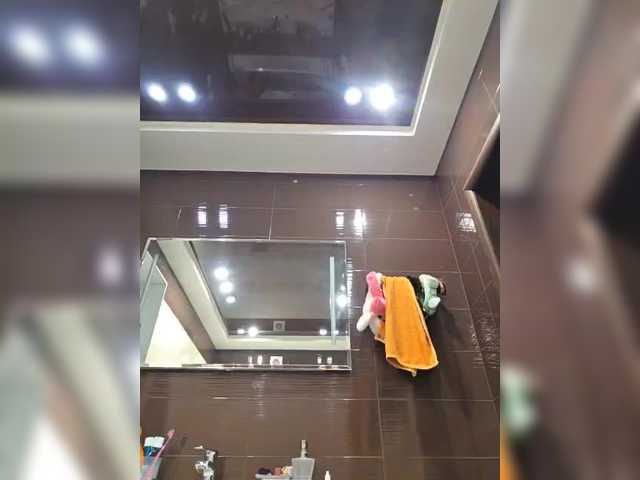 HairyCrotch's BongaCams show and profile