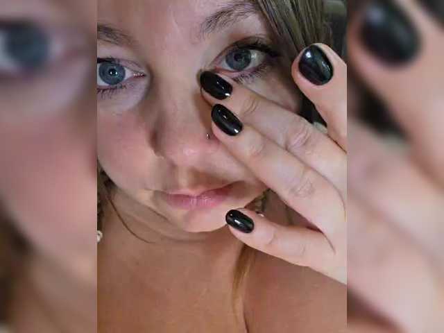 HairyCrotch's BongaCams show and profile