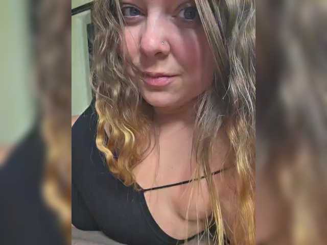 HairyCrotch's BongaCams show and profile